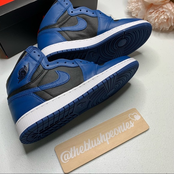 Jordan 1 Retro OG - Picture 12 of 12